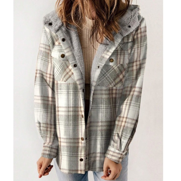Cozy Plaid Print Teddy Lined Button Jacket Shacket - Picture 1 of 7